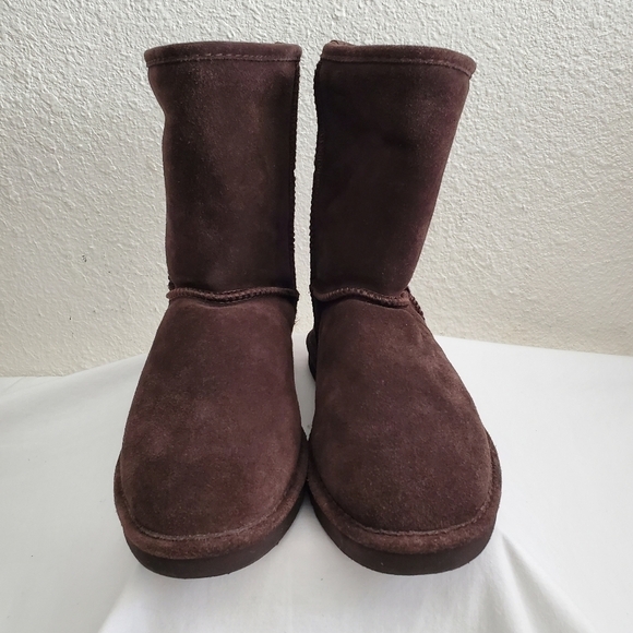 Bearpaw "Dorado II" Leather Suede Short Boot Chocolate Brown Unisex - Picture 1 of 16